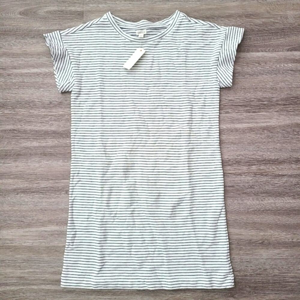 Gymboree thin stripe short sleeve shift dress Size L